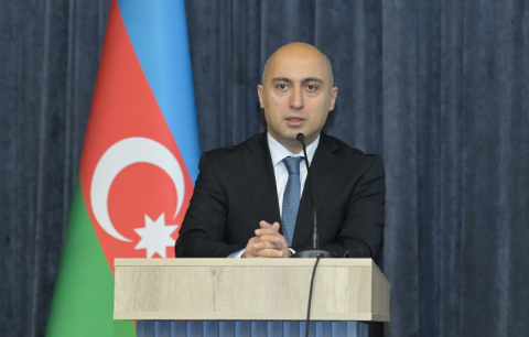 Əmrullayev: Öz həyatını fədakarcasına məktəbə və şagirdlərə həsr etmiş müəllimlərimiz var